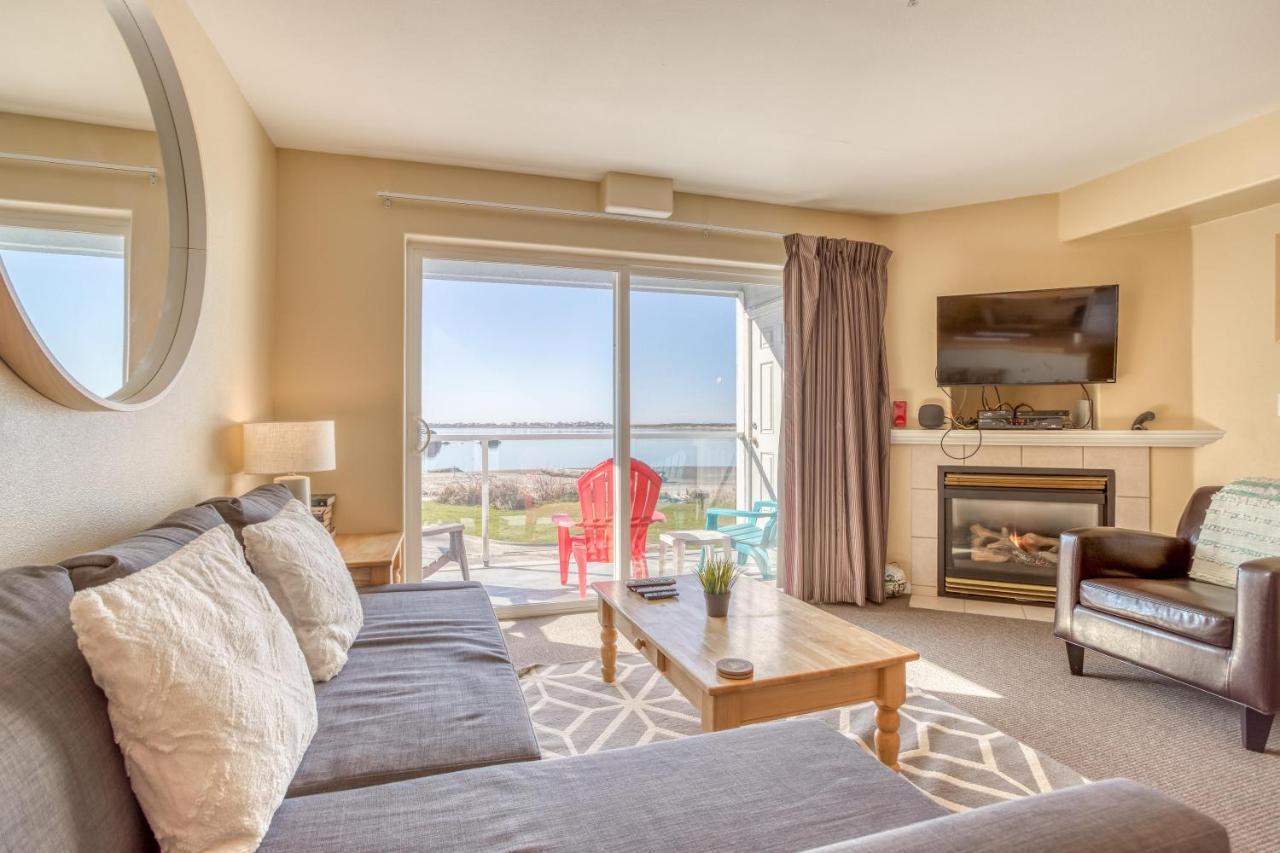 Birds Nest Suite Lincoln City Ngoại thất bức ảnh